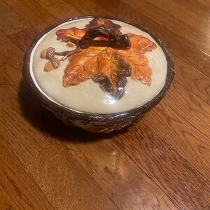 Baum Acorn Collection Casserole Dish with Lid